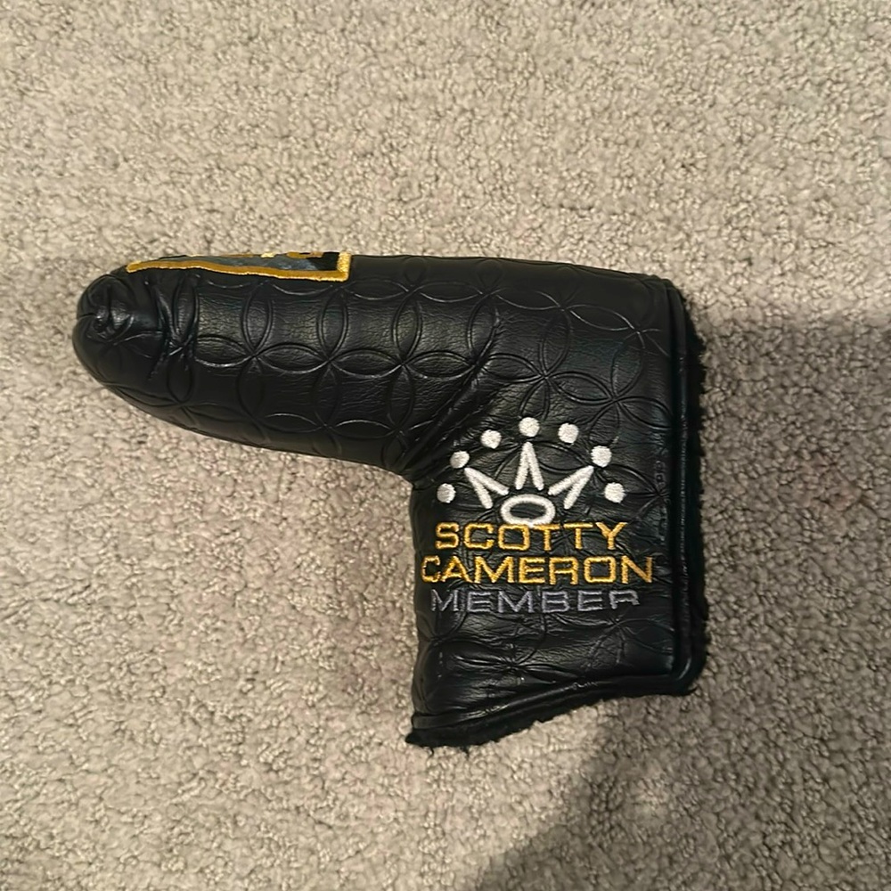 2020 Scotty Cameron Club Cameron putter cover